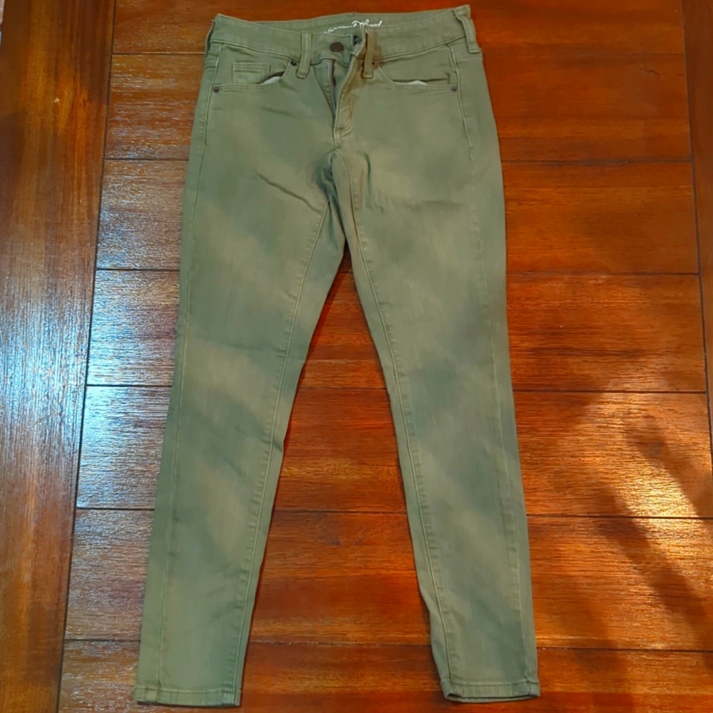 Universal Thread Mid-rise Skinny jeans